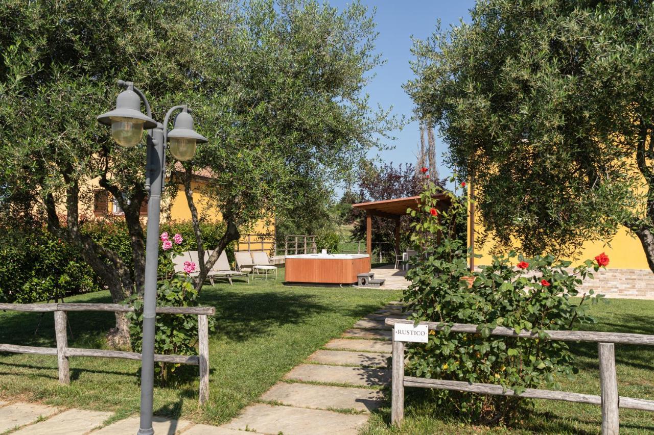 Montenovo Country House Ostra Vetere Екстер'єр фото