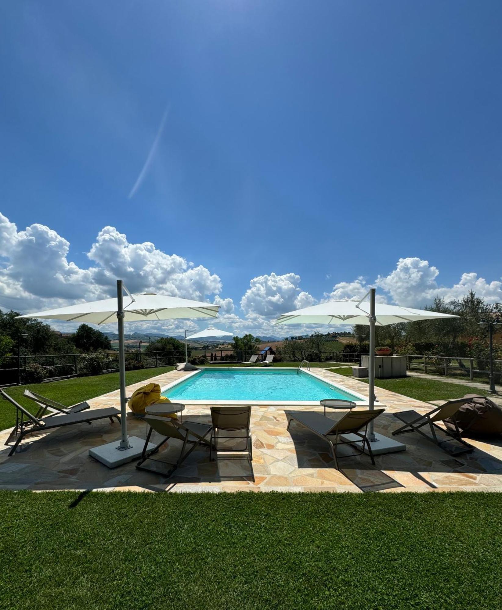 Montenovo Country House Ostra Vetere Екстер'єр фото