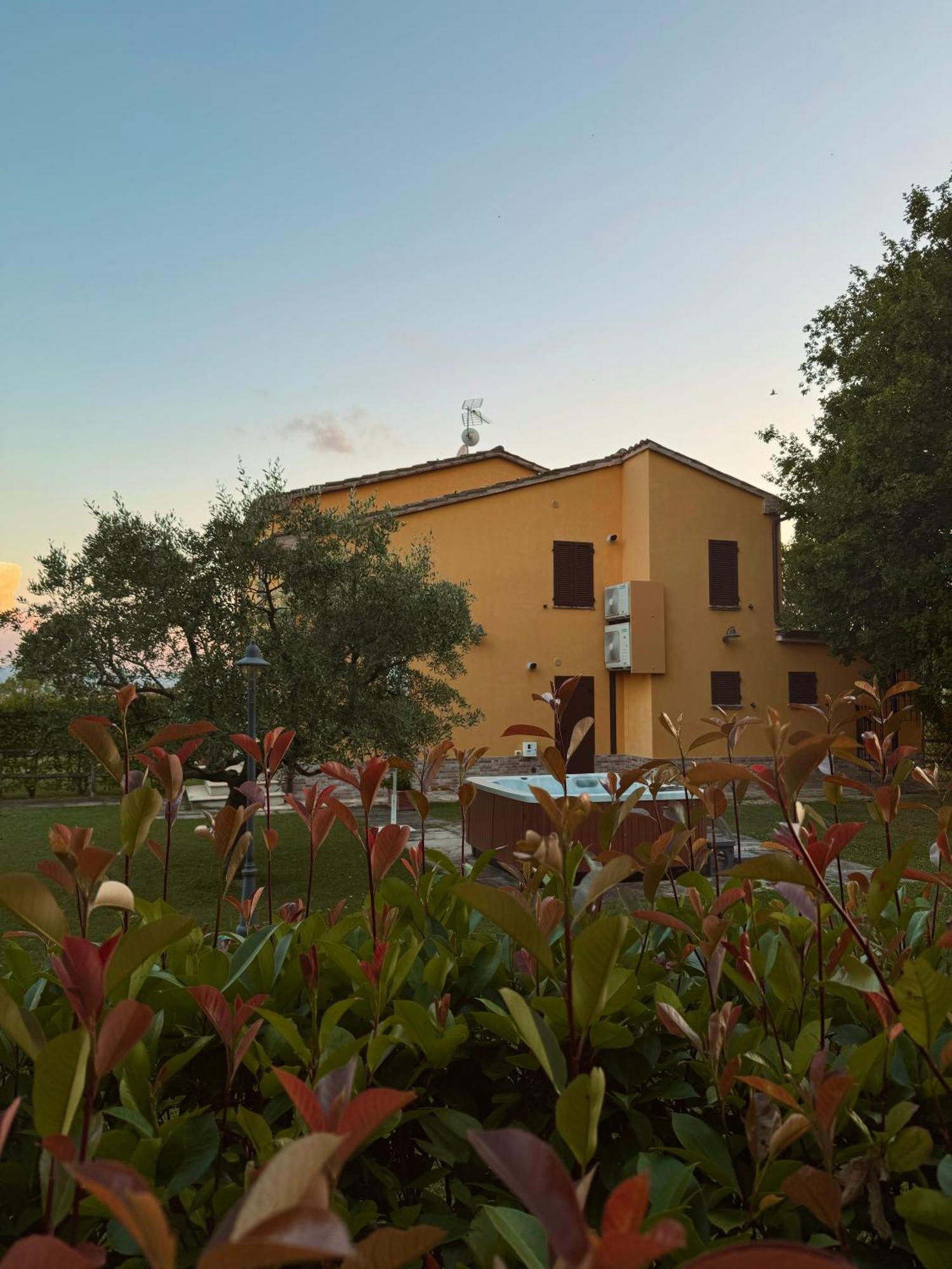 Montenovo Country House Ostra Vetere Екстер'єр фото