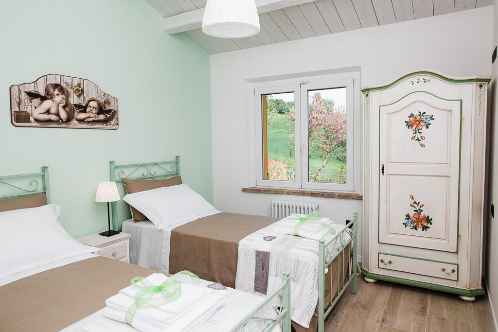 Montenovo Country House Ostra Vetere Екстер'єр фото